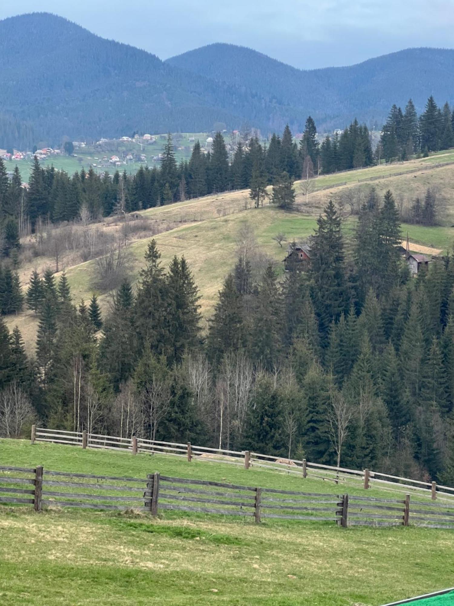 Мелодія Гір Вид На Гори Vorokhta Exterior foto